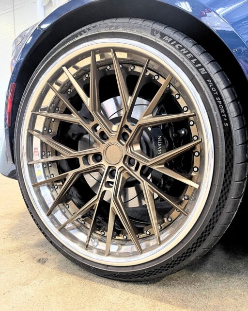 Wheel Wednesday coming in hot! 🏁 

Be honest...

What's your reaction when you see these Aston Martin wheels?

GIFs only 👇
